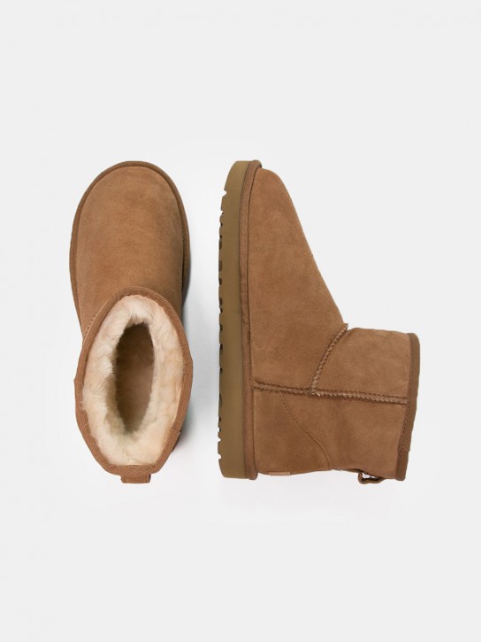 UGG Classic Mini II