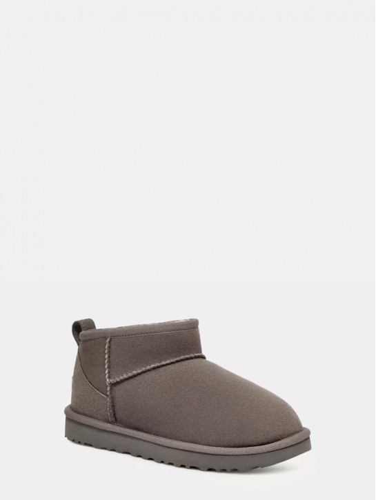 UGG Classic Ultra mini